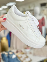 Elonna Sneaker-White