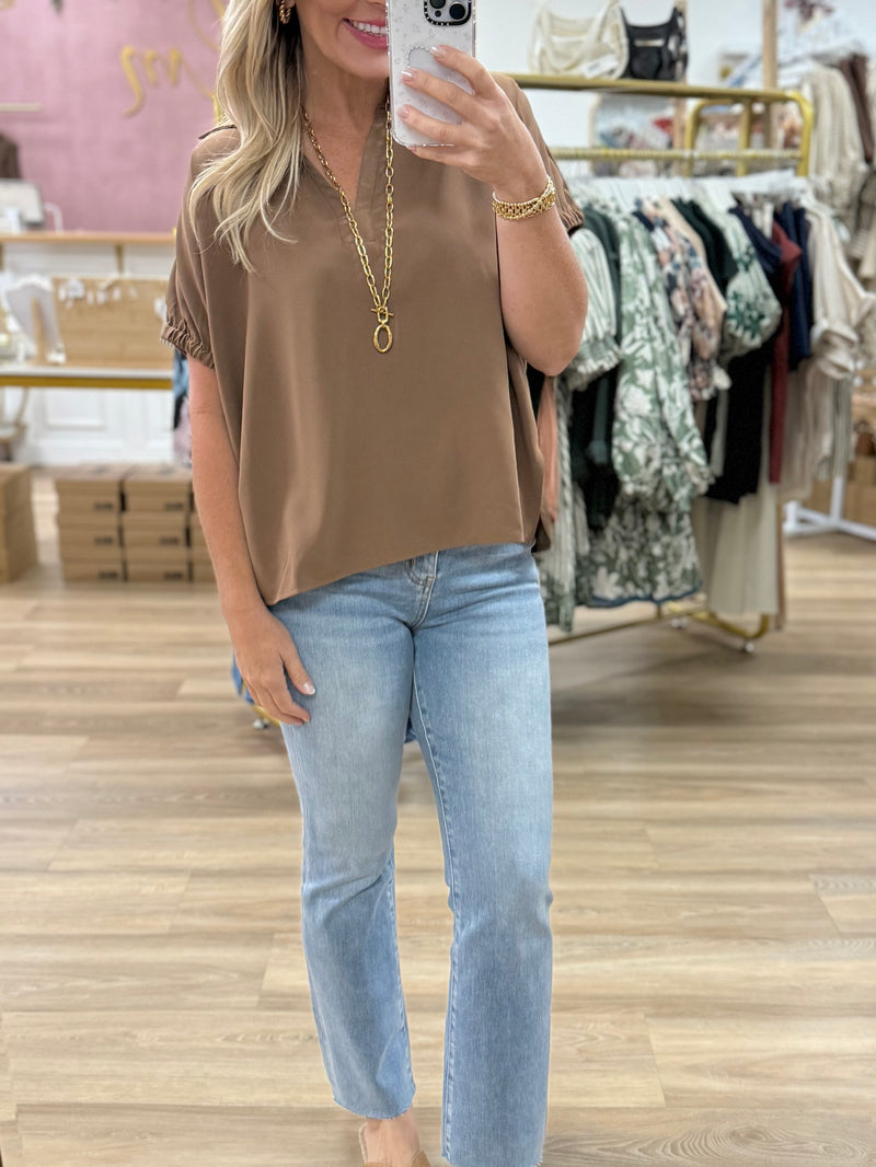 Solid Split Collar Top