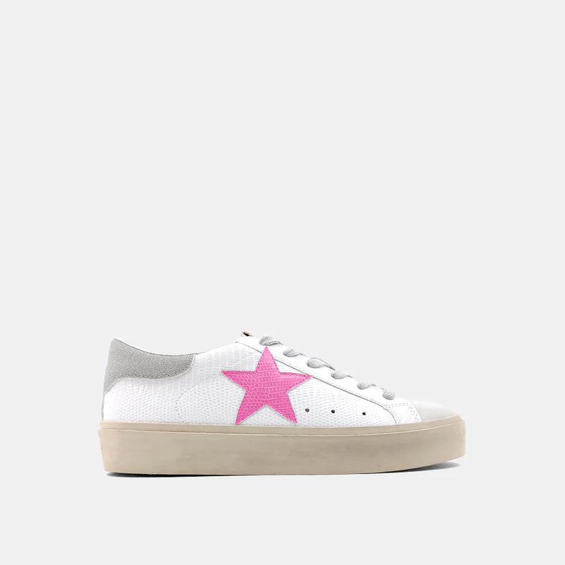 Reba w/Pink Star Sneaker
